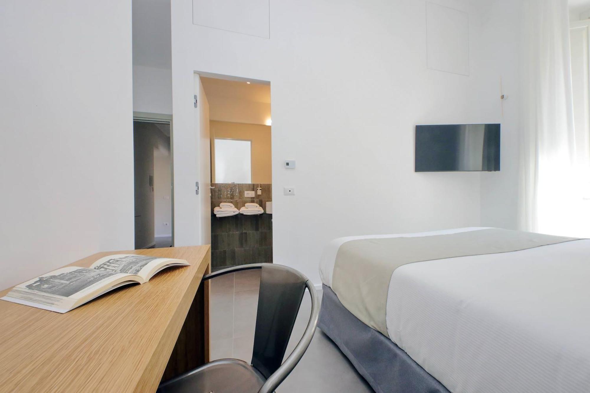 Ych-Montebello - Rooms Rome Exterior photo